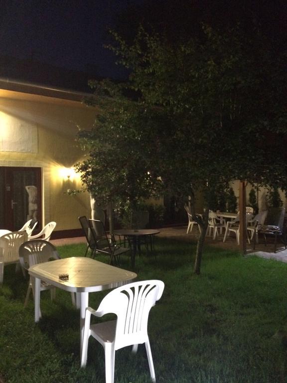 Bl Luxus Apartman Szeged Exterior photo
